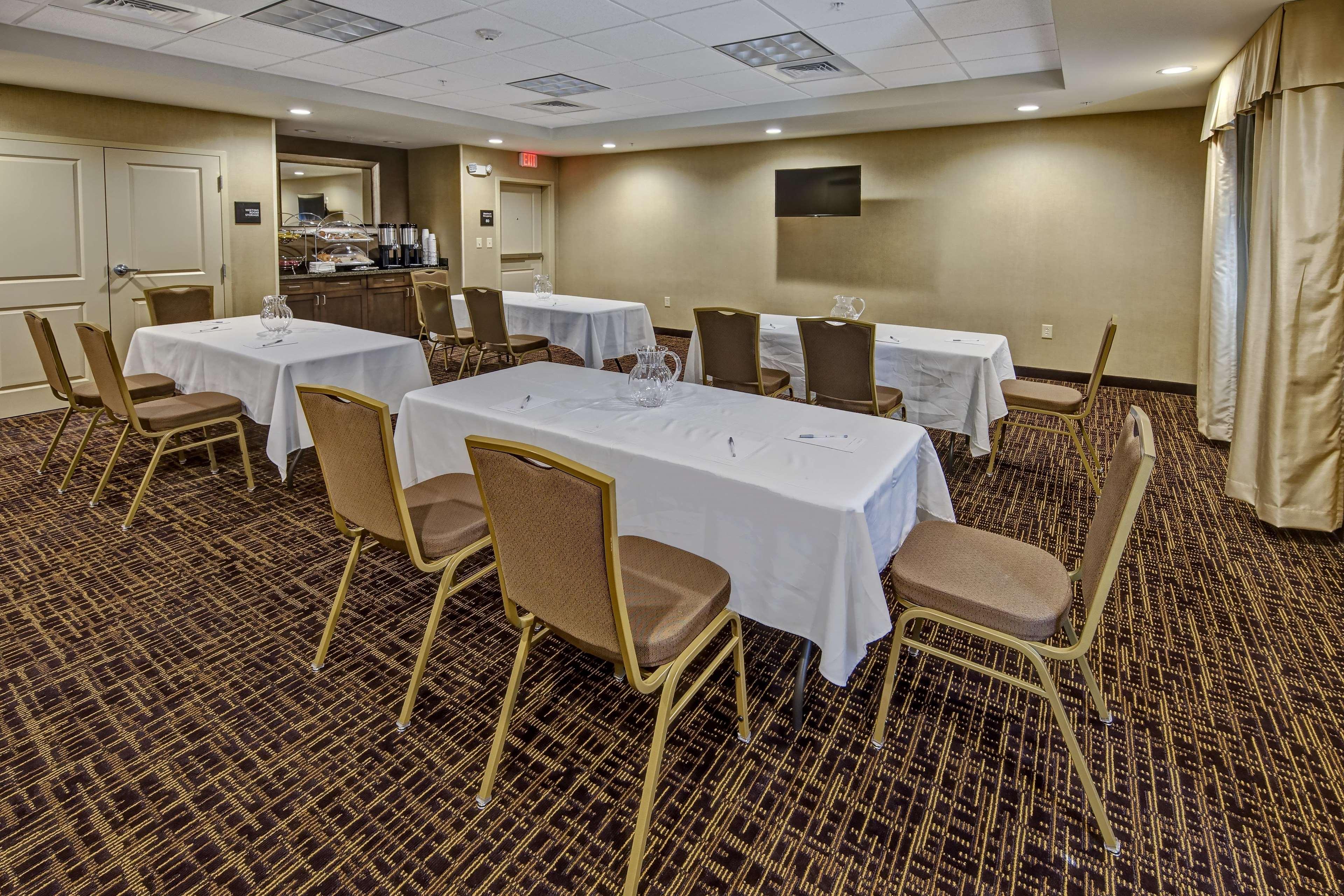Hampton Inn Indianola ภายนอก รูปภาพ