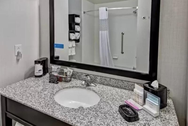 Hampton Inn Indianola ภายนอก รูปภาพ